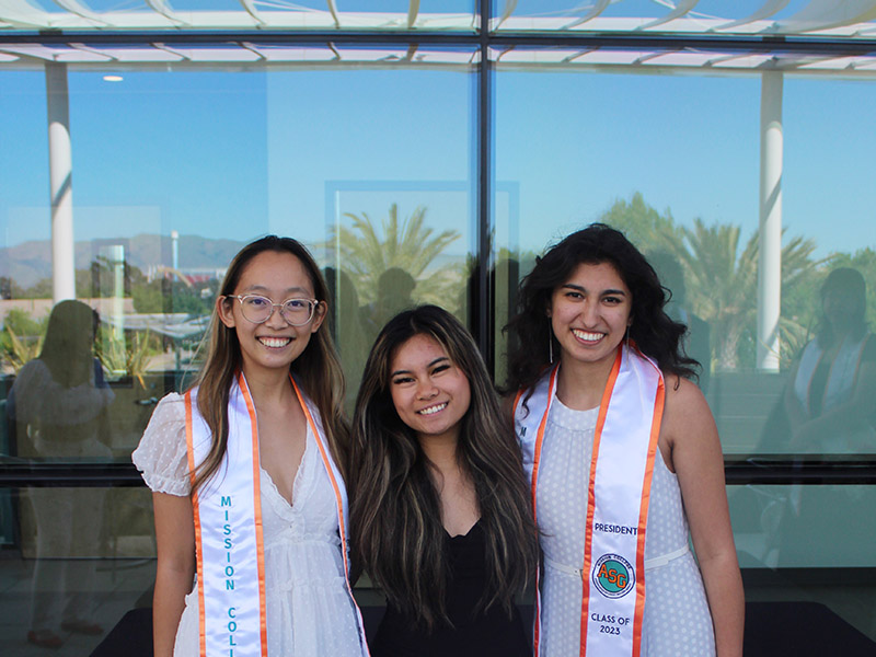 Three Mission College students