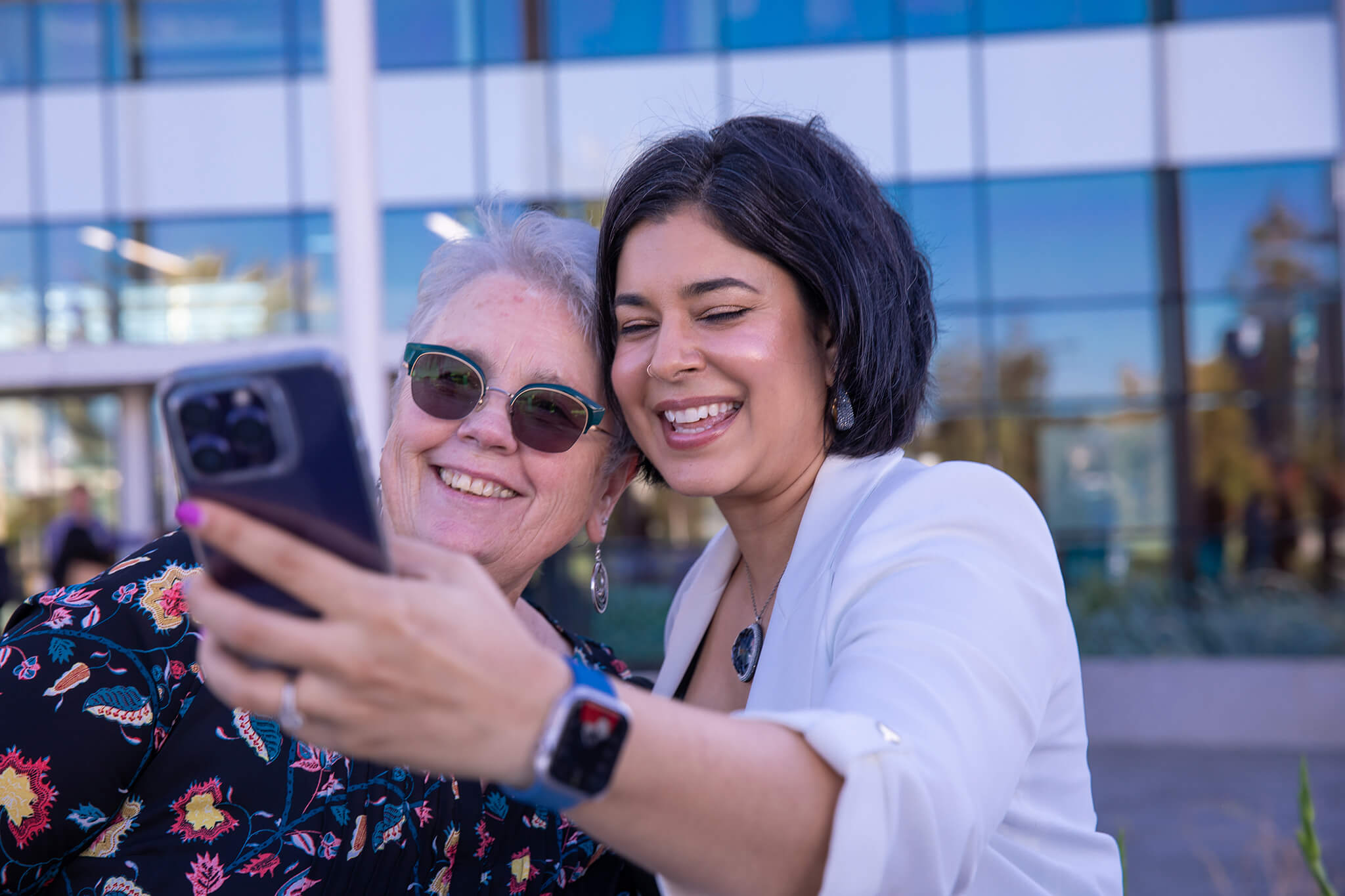 Seher Awan taking a selfie with an older woman